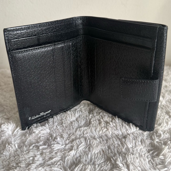 Salvatore Ferragamo Black Leather Bifold Wallet - Picture 11 of 12